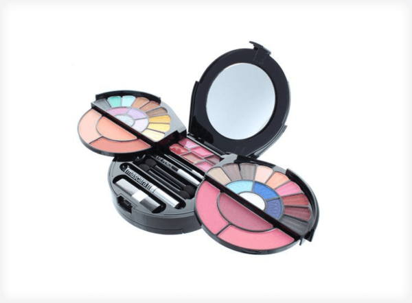 BR BEAUTY REVOLUTION COMPLETE MAKEUP KIT